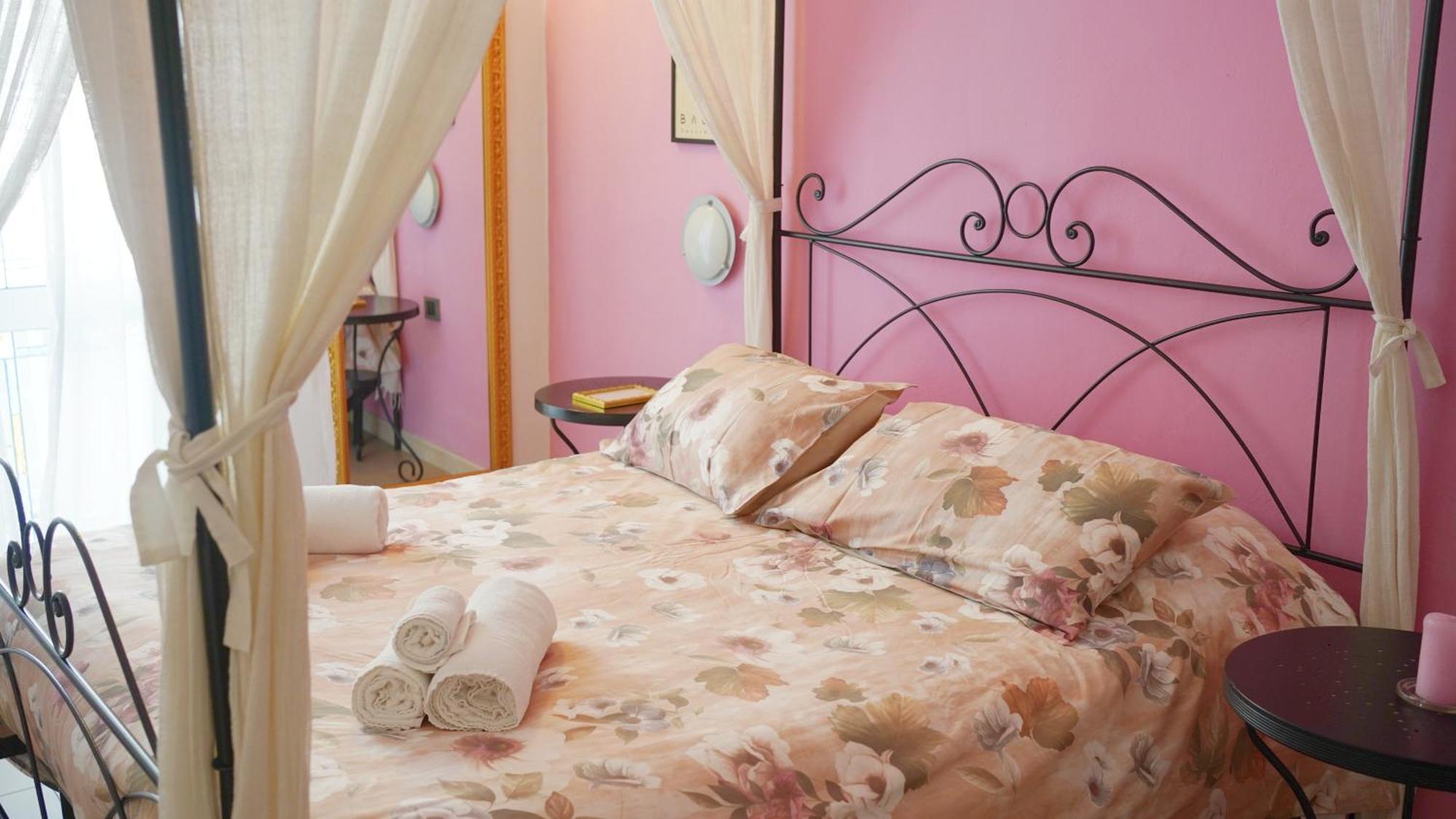A Casa Di Mario E Nene Bed & Breakfast Виареджо Екстериор снимка