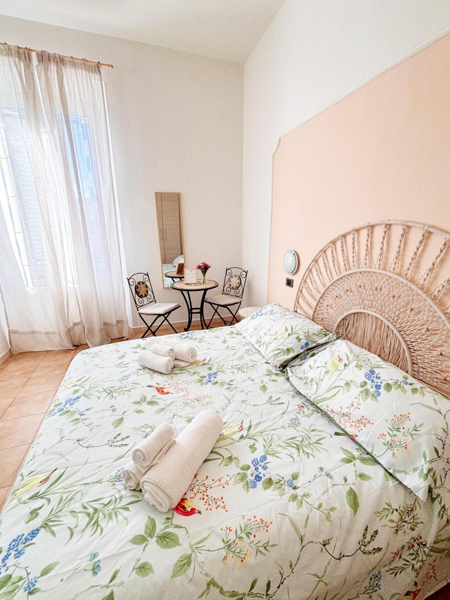 A Casa Di Mario E Nene Bed & Breakfast Виареджо Екстериор снимка